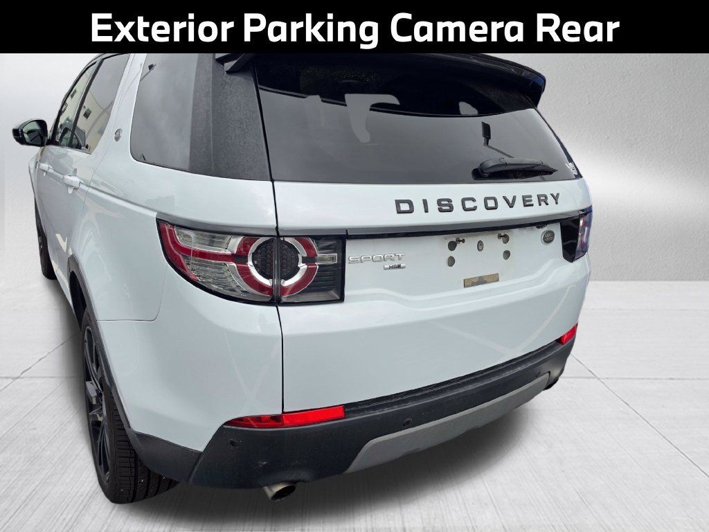 Used 2017 Land Rover Discovery Sport HSE AWD/4WD image 8