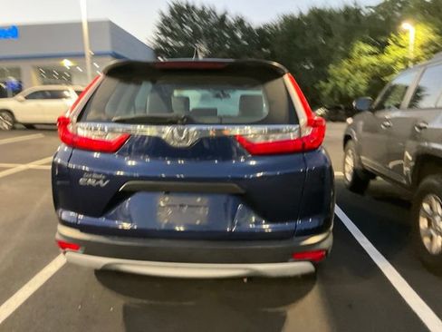 Used 2017 Honda CR-V LX image 6