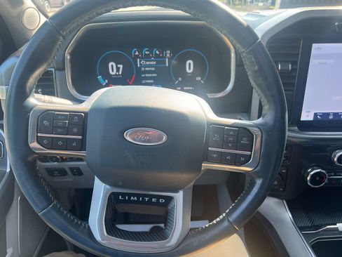 Used 2022 Ford F150 Limited image 23