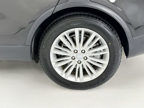 Used 2018 Land Rover Discovery HSE Luxury AWD/4WD image 29