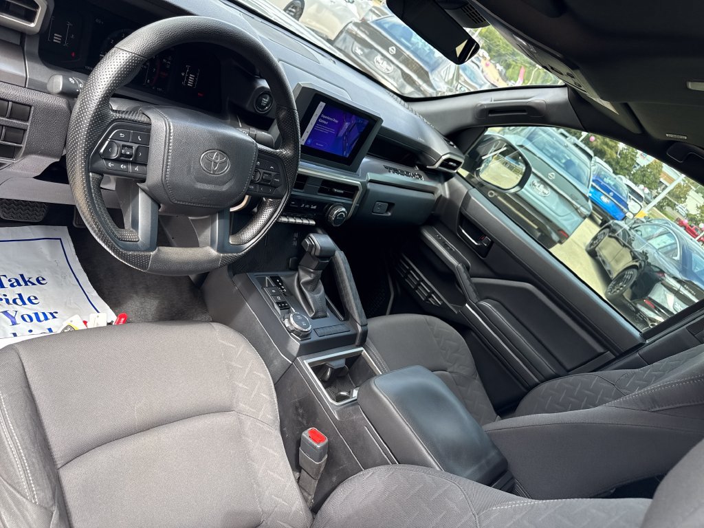 Used 2024 Toyota Tacoma SR5 AWD/4WD image 19