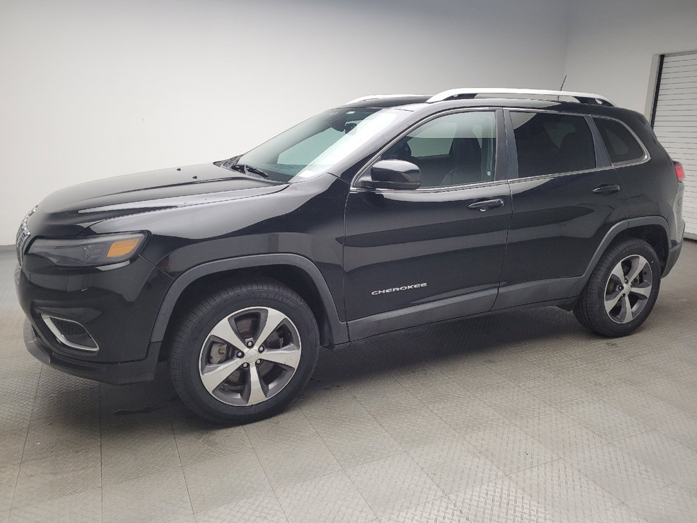 Used 2019 Jeep Cherokee Limited AWD/4WD image 2