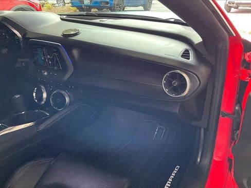 Used 2018 Chevrolet Camaro LT image 22