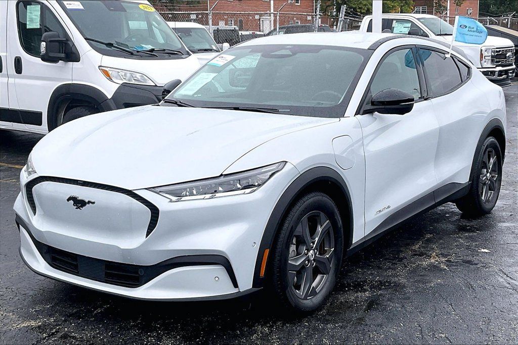 Certified 2023 Ford Mustang Mach-E Select AWD/4WD image 11