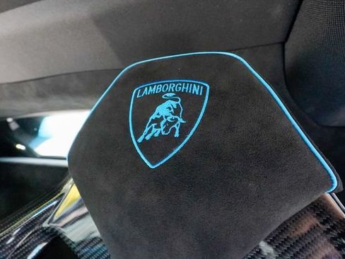 Used 2024 Lamborghini Huracan Tecnica RWD image 63