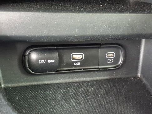 Used 2024 Kia Seltos S image 7