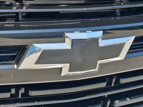 Used 2024 Chevrolet Suburban RST RWD image 30