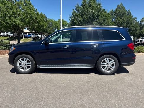 Used 2015 Mercedes-Benz GL 450 4MATIC image 2