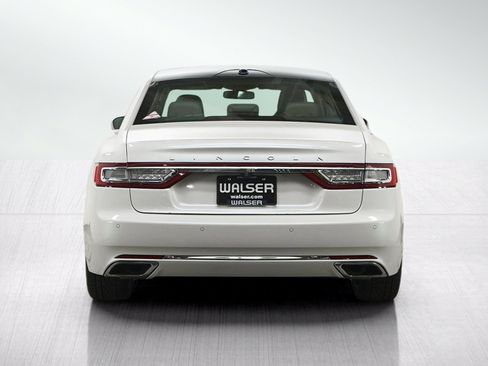 Used 2017 Lincoln Continental Reserve w/ Climate Package AWD/4WD image 4