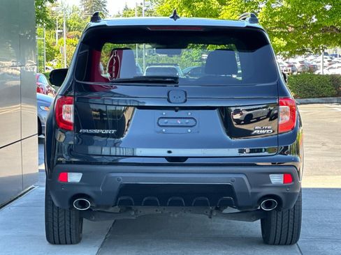 Used 2021 Honda Passport Elite image 4