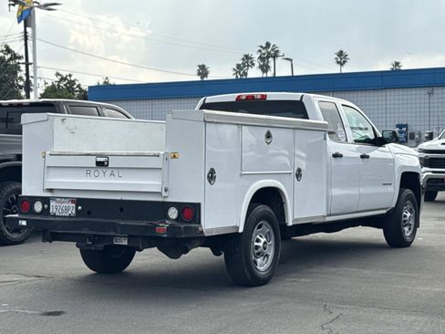 Used 2018 Chevrolet Silverado 2500 W/T w/ WT Convenience Package image 5