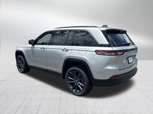 New 2026 Jeep Grand Cherokee Limited AWD/4WD image 7