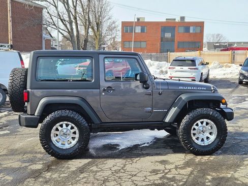 Used 2014 Jeep Wrangler Rubicon w/ Power Convenience Group image 6