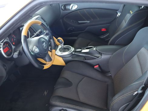 Used 2018 Nissan 370Z Coupe w/ Z34 Heritage Edition - Yellow image 16
