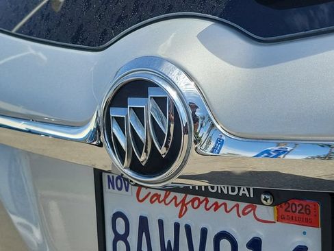 Used 2018 Buick Envision Essence FWD image 30