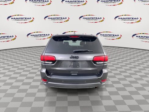 Used 2020 Jeep Grand Cherokee Altitude AWD/4WD image 7