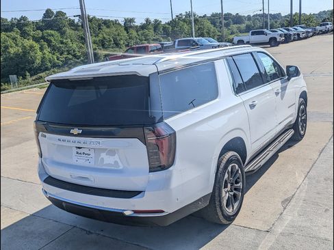 New 2026 Chevrolet Suburban LS AWD/4WD image 7