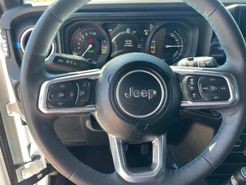 Used 2024 Jeep Wrangler High Altitude AWD/4WD image 12