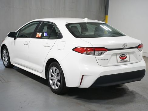 Certified 2024 Toyota Corolla LE FWD image 6