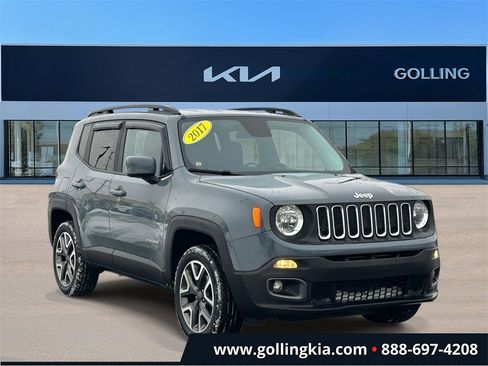 Used 2017 Jeep Renegade Latitude w/ Cold Weather Group image 1