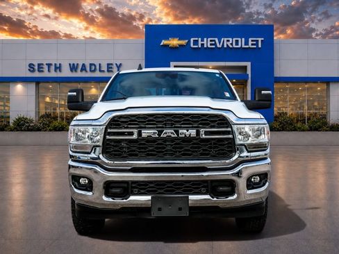 Used 2023 RAM 2500 Tradesman w/ Safety Group AWD/4WD image 2