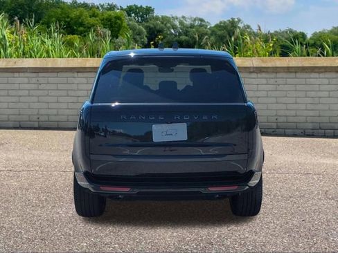 New 2026 Land Rover Range Rover Long Wheelbase SE AWD/4WD image 5