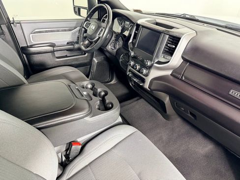 Used 2023 RAM 2500 Big Horn w/ Level 1 Equipment Group image 32