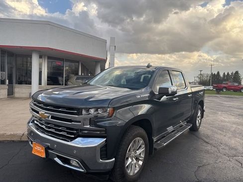 Used 2019 Chevrolet Silverado 1500 LTZ w/ LTZ Plus Package AWD/4WD image 4