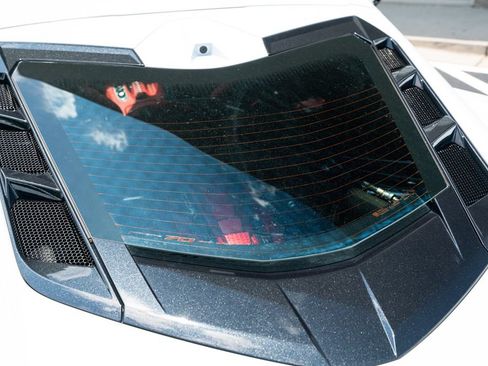 Used 2023 Chevrolet Corvette Stingray Preferred Cpe w/ Z51 Performance Package RWD image 18