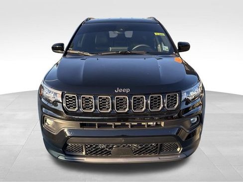 New 2026 Jeep Compass Latitude image 2