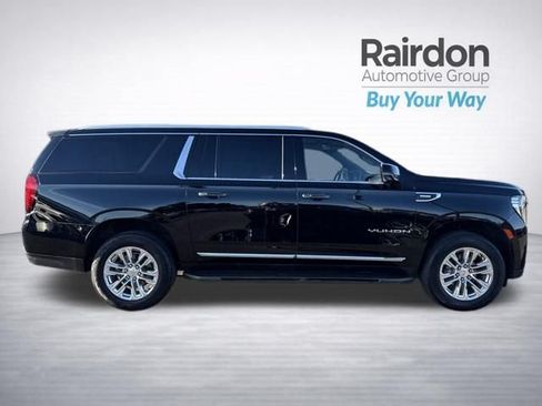 Used 2024 GMC Yukon XL SLT w/ SLT Luxury Package AWD/4WD image 8