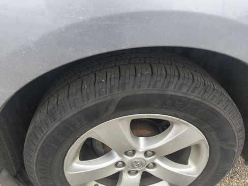 Used 2013 Toyota Sienna LE w/ Towing Pkg image 31