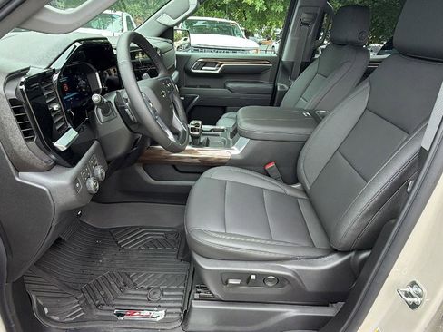 New 2026 Chevrolet Silverado 1500 RST w/ RST All Star Premium Package AWD/4WD image 16