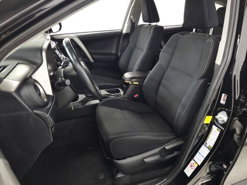 Used 2016 Toyota RAV4 XLE AWD/4WD image 14