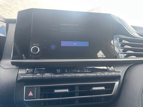 Used 2025 Toyota Camry SE FWD image 21