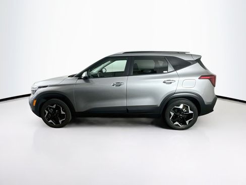 Used 2025 Kia Seltos S FWD image 4