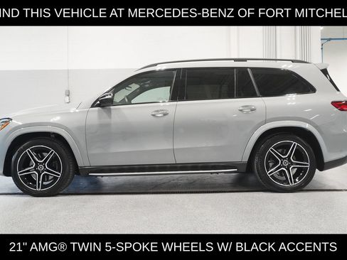 Used 2025 Mercedes-Benz GLS 450 4MATIC image 3