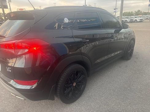 Used 2017 Hyundai Tucson Night image 5