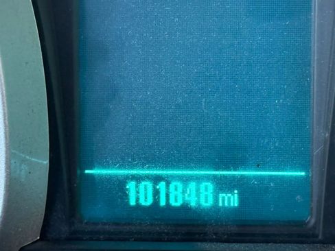 Used 2017 Chevrolet Equinox LT w/ Convenience Package image 27