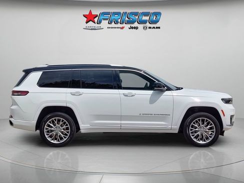 Used 2023 Jeep Grand Cherokee L Summit w/ Advanced Protech Group IV AWD/4WD image 8