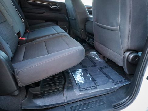 Used 2024 Chevrolet Silverado 2500 LT w/ Convenience Package image 28