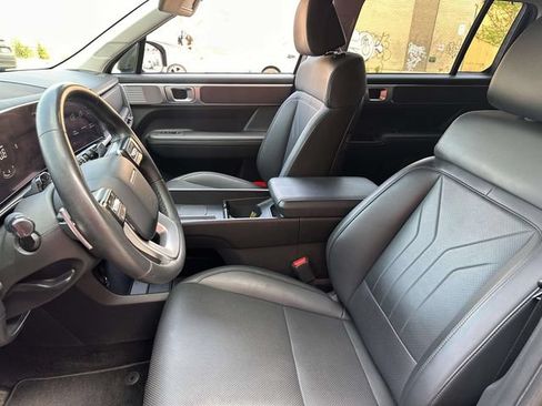 Used 2024 Hyundai Santa Fe SEL AWD/4WD image 17
