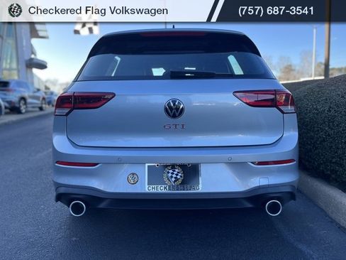 New 2026 Volkswagen GTI SE image 10