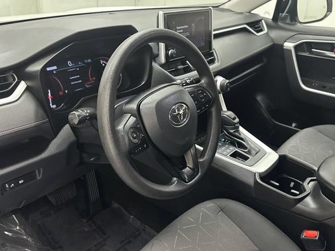 Certified 2023 Toyota RAV4 XLE AWD/4WD image 19