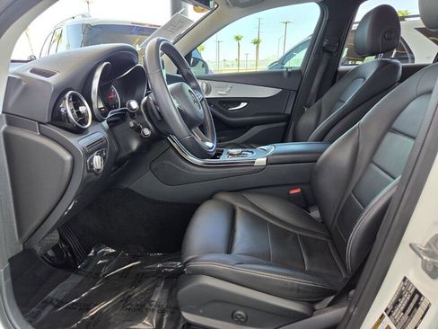 Used 2019 Mercedes-Benz GLC 300 image 13
