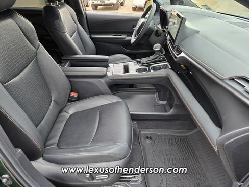 Used 2025 Toyota Sienna XLE Woodland Edition AWD/4WD image 17