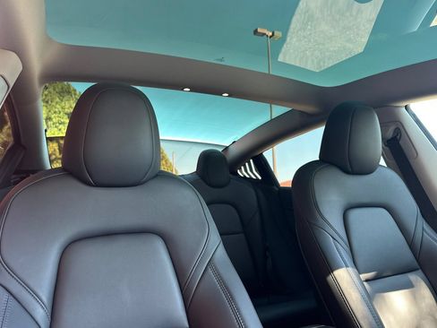 Used 2023 Tesla Model 3 Standard Range RWD image 19