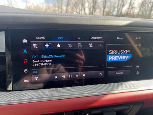 Used 2024 Porsche Cayenne image 18