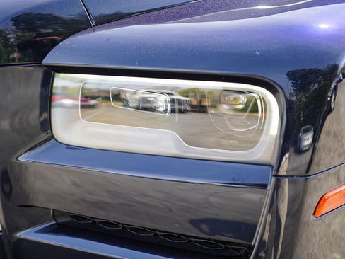 Used 2019 Rolls-Royce Cullinan AWD/4WD image 5