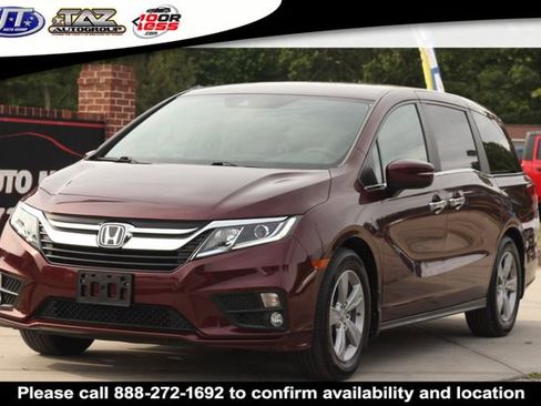 Used 2019 Honda Odyssey EX image 3